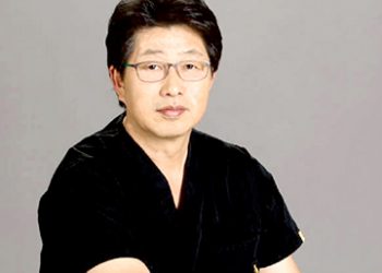 의학 칼럼 (Dr. Henry H. Kim) – 임플란트의 관리 방법