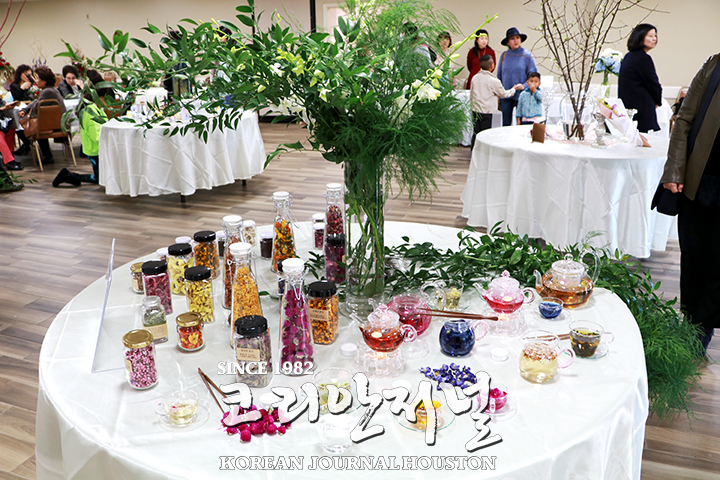 5. 꽃처럼..1회 꽃꽂이전시회 4