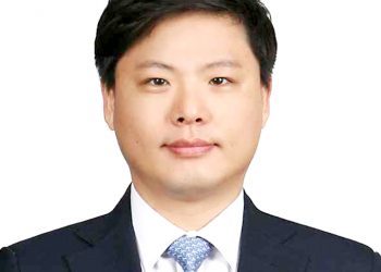 4 2. 신임영사 강민구
