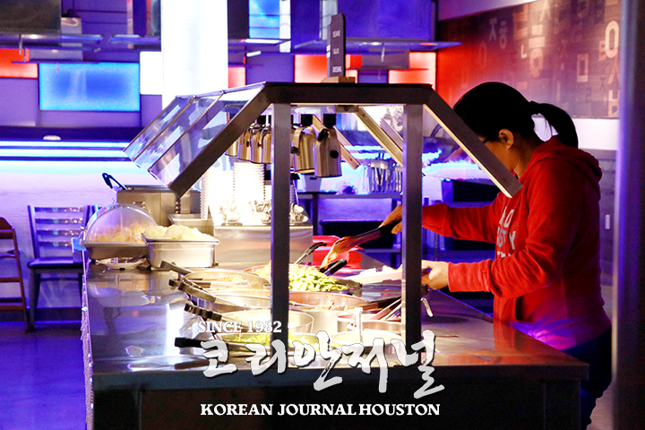 “부담 없이 눈치 보지 말고 맘껏 드세요” 4 8. 진 코리안 BBQ 4