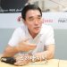 [전화선 끝에서/‘코로나19 극복 이웃동포 돕기’ 정성태 회장] “한 사람이 여러 사람 돕기는 어려워도 여러 사람이 몇 사람 돕기는 쉽지요”