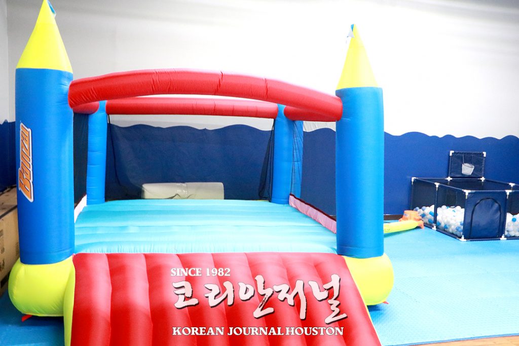 한인 운영 ‘SOS 자폐 스펙트럼 치료센터’ 오픈 3 4. SOS 자폐 스펙트럼 치료센터 1 2 2 1