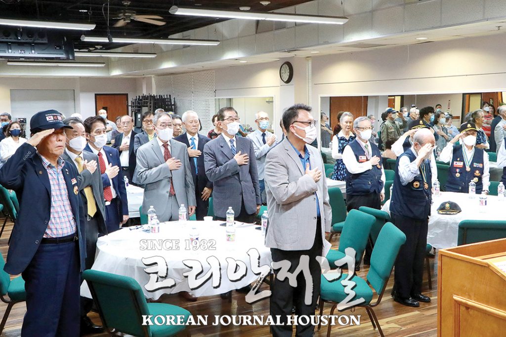 “오직 소원은 후세에 자유 민주주의 국가의 계승” 2 1 1. 71주년 한국전 기념식