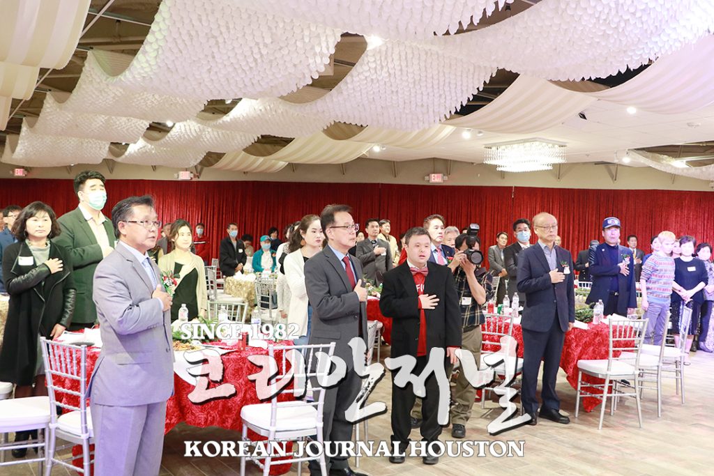 동포사회와 이인삼각 “함께 이겨내요” 2 1 1. DPA 2