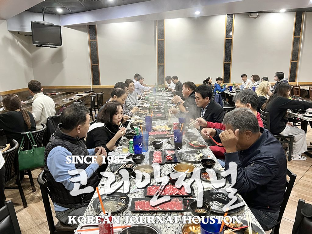 “건강한 모습 감사, 내년에도 행복과 건강이 함께 하시길” 2 6. 호남향우회 2