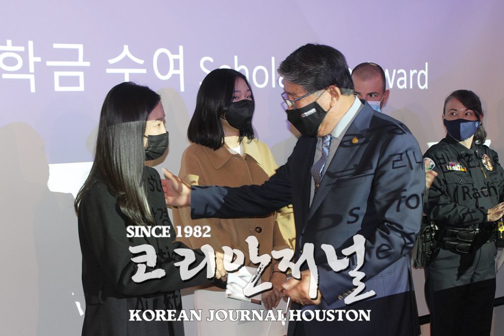 어1 1