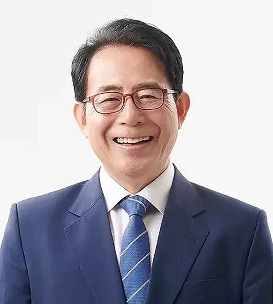 7 2. 미주한인의 날 축사 김성곤 이사장