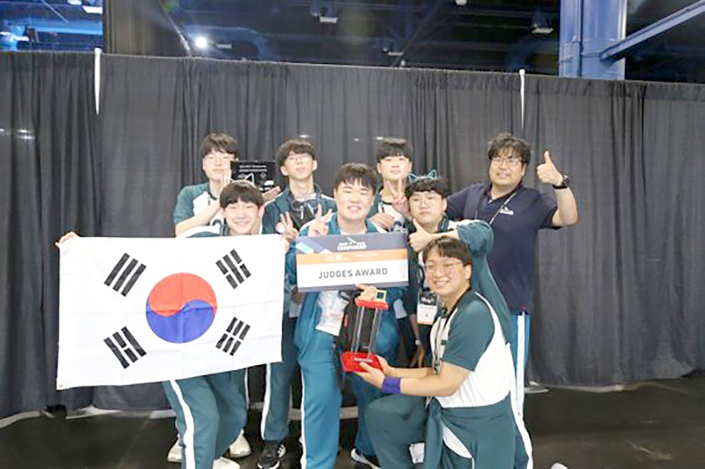 광주 광덕고 오소프 동아리, 세계로봇대회에서 심판 선정 ‘최고팀’ 영예 1 5 2. 광덕고 심판 선정 최고의 팀