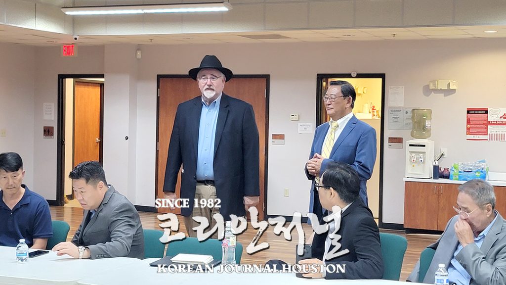 잭 케이글 커미셔너, 3일 휴스턴 한인회 방문, 한인들과 간담회 1 5. 잭 케이글 커미셔너 1