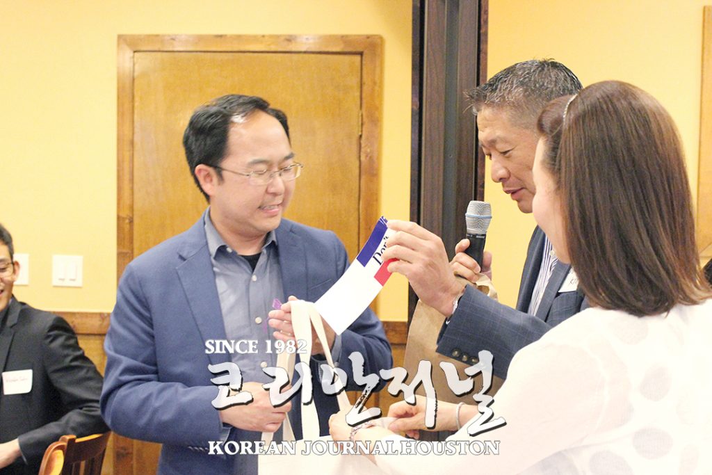 3선 도전, 한국계 연방 하원의원 앤디 김(뉴저지) 5 어스틴 폴김초청 5