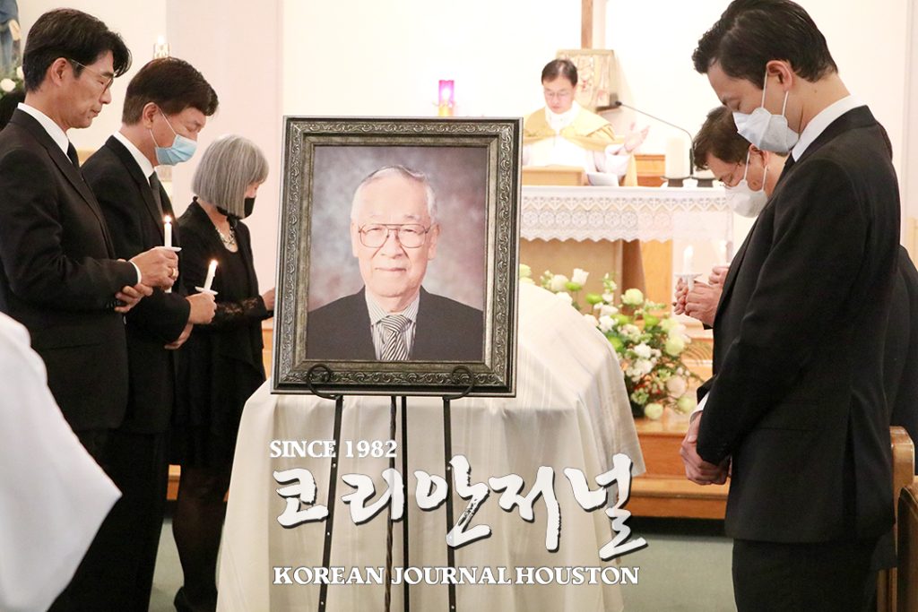 故 하인태 한인학교 3대 교장 · 이사장 장례 1 6 1. 故 하인태 한인학교 3대 교장 장례
