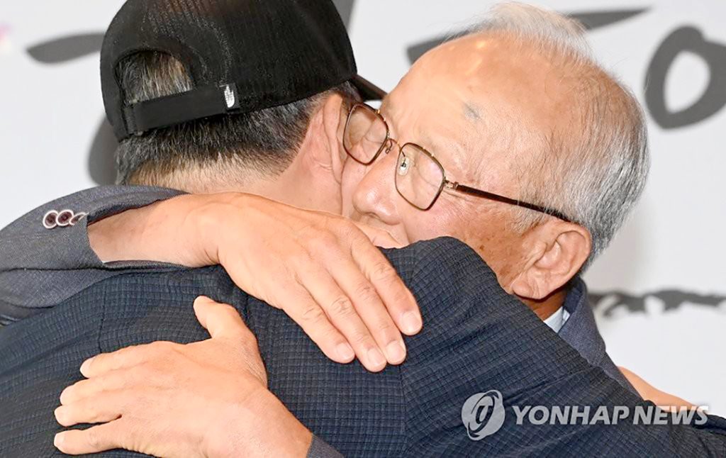6 2. 마음이 따뜻한 이야기 보고싶다 전우야