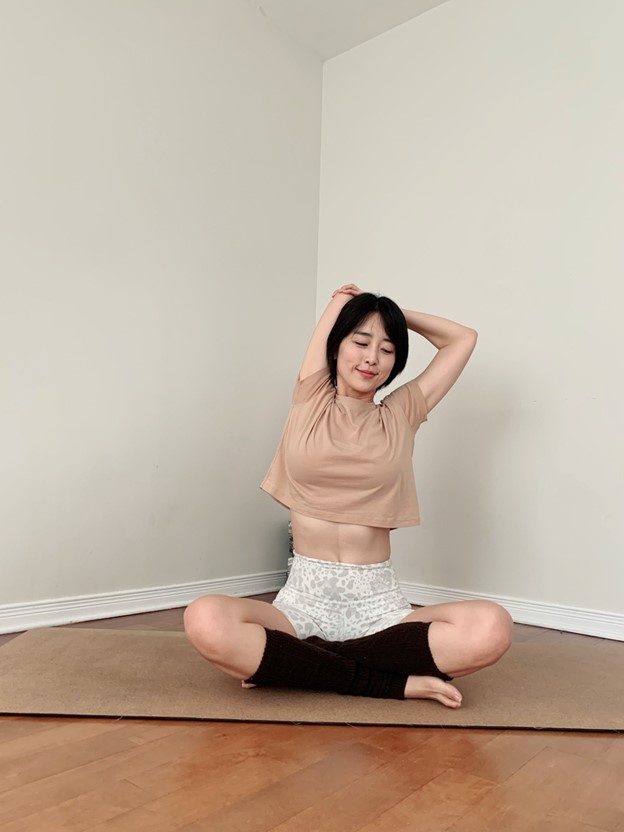 요가 읽어주는 여자 hayeon (송하연) -허리통증 없이 안전하게 코어운동 하는법! 5 1118 3 2