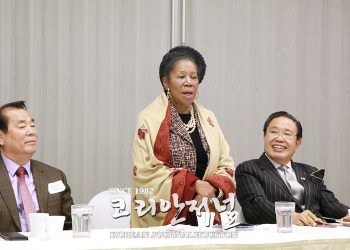 “이민자 목소리 대변하는 노련한 정치인이 우리 곁에 있다.”