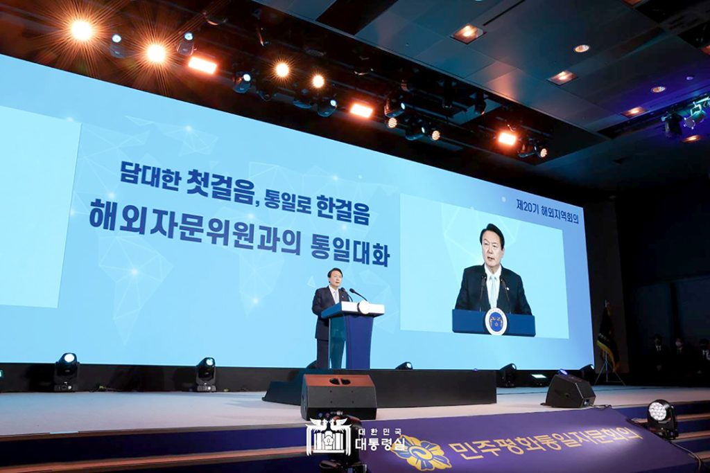 6년 만에 민주평통 해외 지역회의 대면 개최 1 5 1. 민주평통 해외자문회의 1