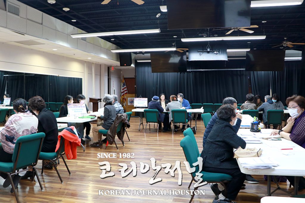 “2023년 새해에 너무 뿌듯했다”…수십 년 만에 시민권 신청 완료 1 5 1. 무료 시민권 워크숍 1