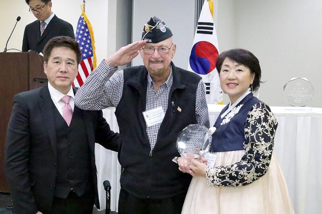 2. 엘파소 한국전쟁 기념도로 제막식 3