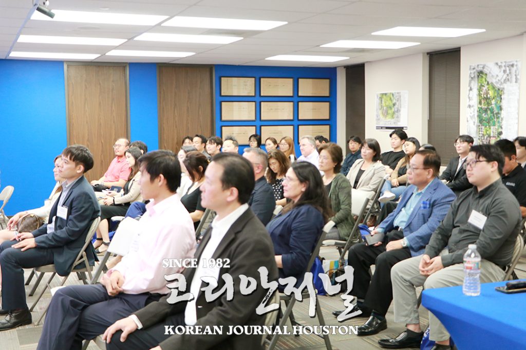 휴스턴 한인상공회 주최 Tax 세미나에 관심 폭발 1 3. 상공회 Tax 세미나 관심 폭발 2