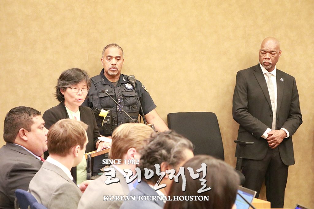 ‘우리훈또스’ 해리스카운티 공공서비스 공로 표창 1 1. 해리스카운티 우리훈또스 공로 표창 1