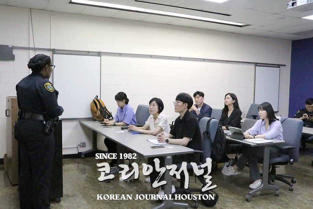 한국경찰청 대표단, HPD 경찰 아카데미에서 단기연수 2 4 1. 한국경찰청 연수단 휴스턴 방문 2web