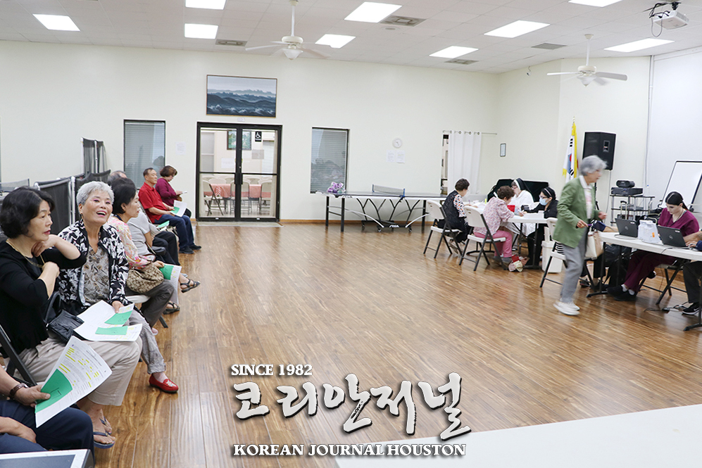 한인동포 40여명 무료 건강 스크린 2 3 1. 크리스터스 무료 건강 검진 2 1
