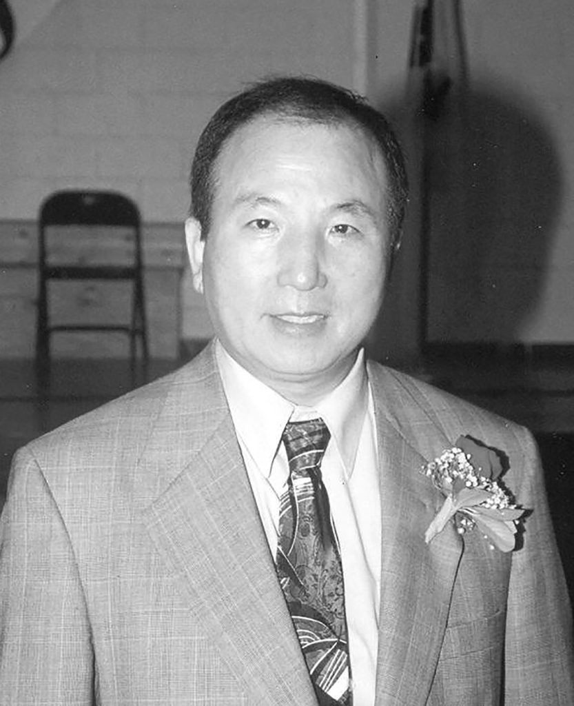 3 2. 부고 김영만 전 한인회장