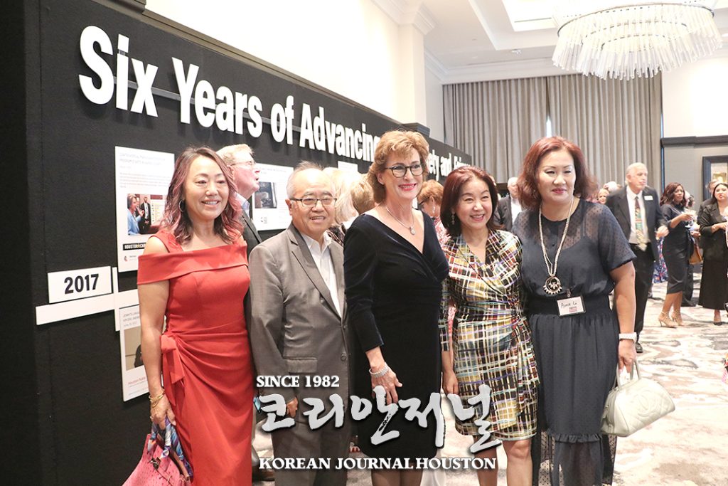 Kim Ogg 해리스카운티 지방검사 3선 출마 1 4 2. Kim Ogg 검찰총장