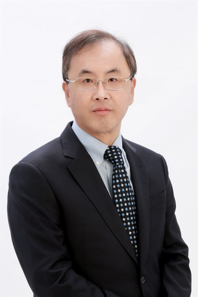 휴스턴의 뜻있는 목회자들이 설립한 크라이스트 대학교 1 4 1. 크라이스트 대학교 박두욱 학장