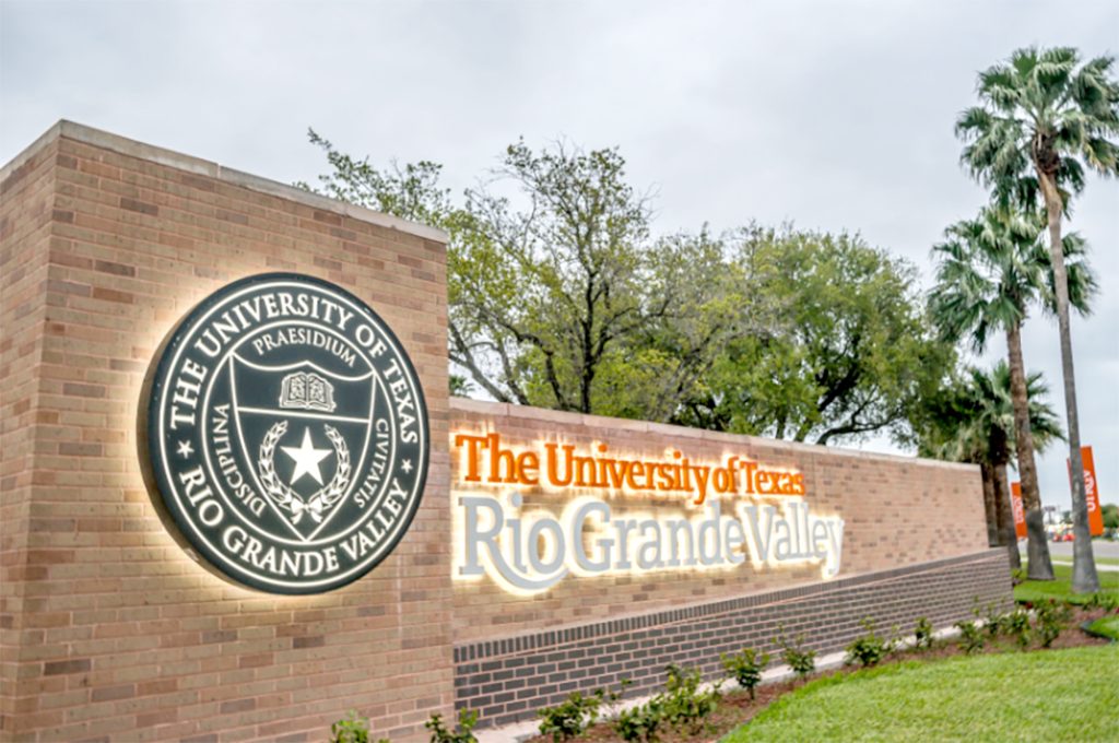 워싱턴 월간지 선정 텍사스 주 1위 대학: UTRGV 1 맥알렌 UTRGV 홈페이지