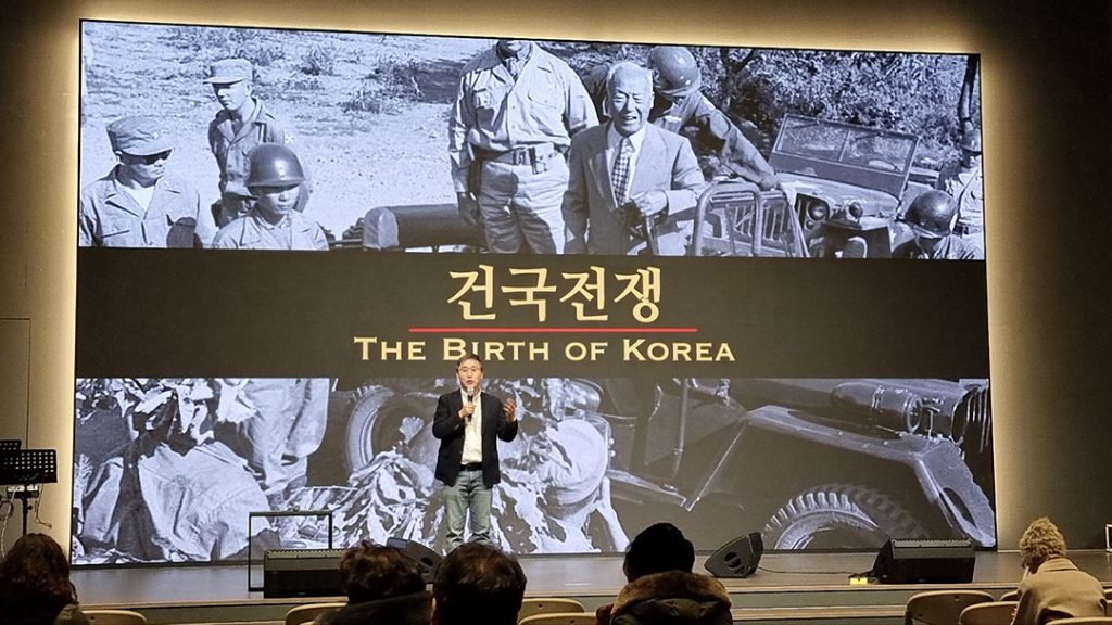 1 1. 영화 ‘건국전쟁 동포사회 핫이슈 2