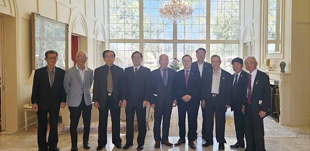 “사회와 국가에 조금이라도 도움 주는 여생살 것” 1 4 2. 동포 참전용사 초청 관저 오찬