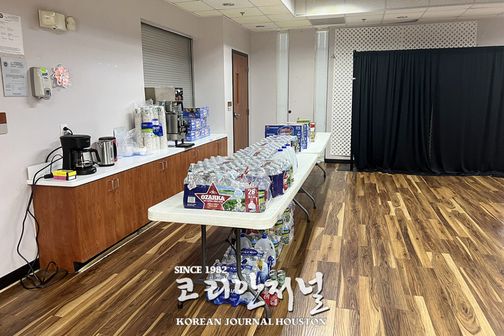 토네이도 지나간 한인타운 이모저모 2 2 1. 토네이도 지나간 한인타운 이모저모 2