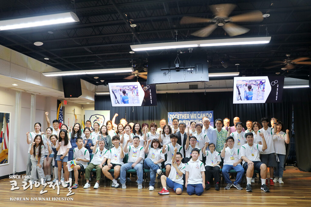 “2년 후 달라스 체전에서 1등 선사할게요!” 1 2 1. 제2회 전미주 장애인체전 해단식 1