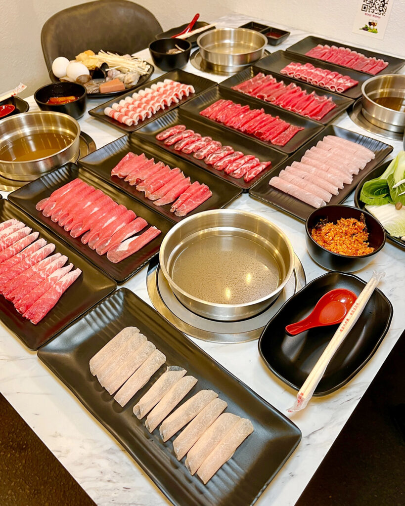 개업 1주년 맞은 ‘Kim Shabu’ 아늑한 로컬 맛집으로 안착 1 6. 김샤브 1. 상차림