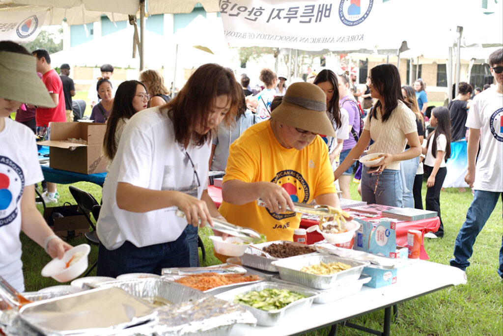 “한국에는 추석, 배튼루지에는 아시안 가을 축제가 있다!” 2 중남부 1 배튼루지 아시안 가을축제 1