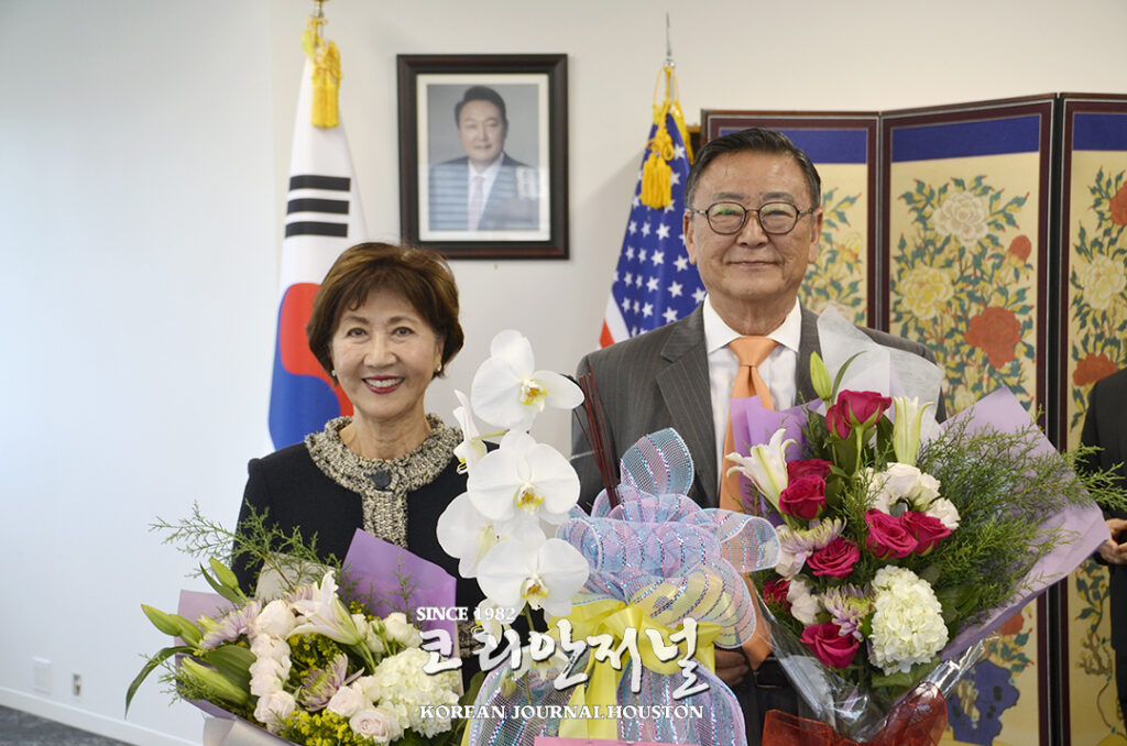 한인의 날 유공포상 전수식 3 2 2. 3 한인의 날 유상포상 전수식