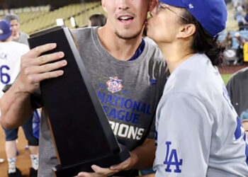 태극마크 달았던 현수 에드먼 NLCS MVP 선정