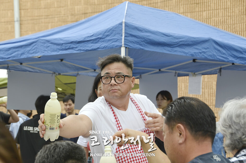 한인 천주교회, ‘장터 한마당 활짝’ 8 7 1. 8한인 천주교회 ‘장터 한마당 활짝