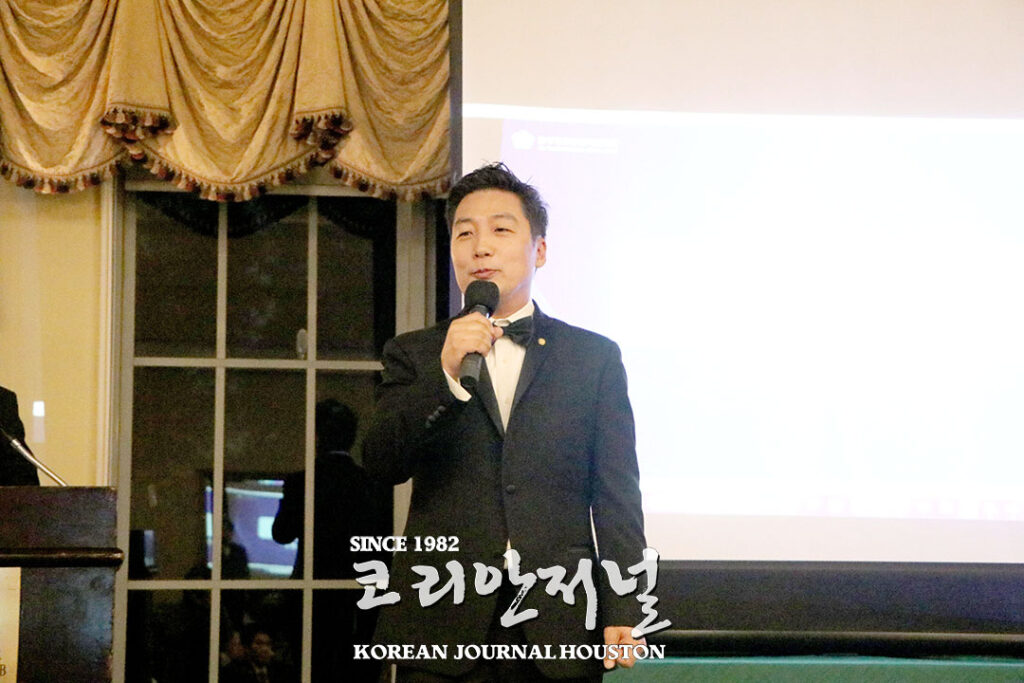 “열심히 달려온 16개월과 열심히 달려갈 8개월 응원합니다!” 3 5. 민주평통 2024 송년행사 3
