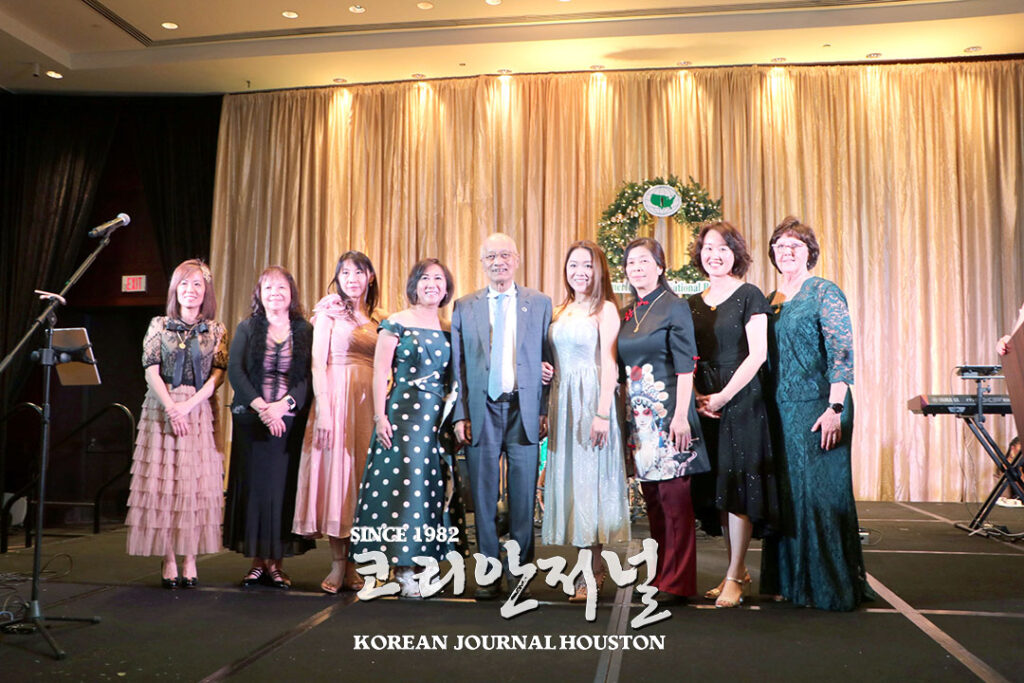 “2025년 대망의 30억 달러 고지를 향하여~” 2 6 1. AFNB 2025 송년회 2