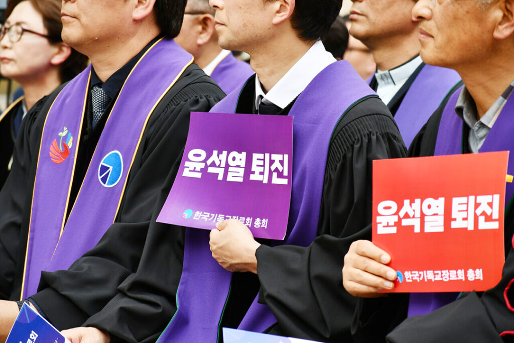 7 2휴스턴 비전교회 강주한 목사 한국기독교장로회 총회 입장 전해