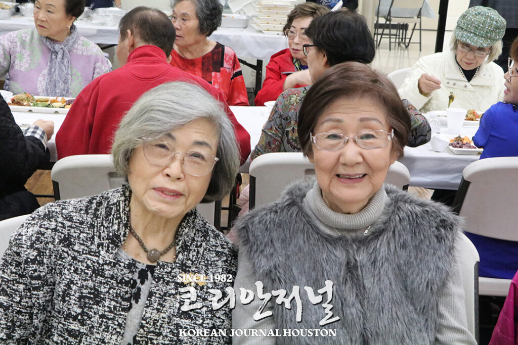 휴스턴 한인천주교회 정월대보름 맞아 노인회 식사대접 2 2 1 2휴스턴 한인천주교회 정월대보름 맞아 노인회 식사대접