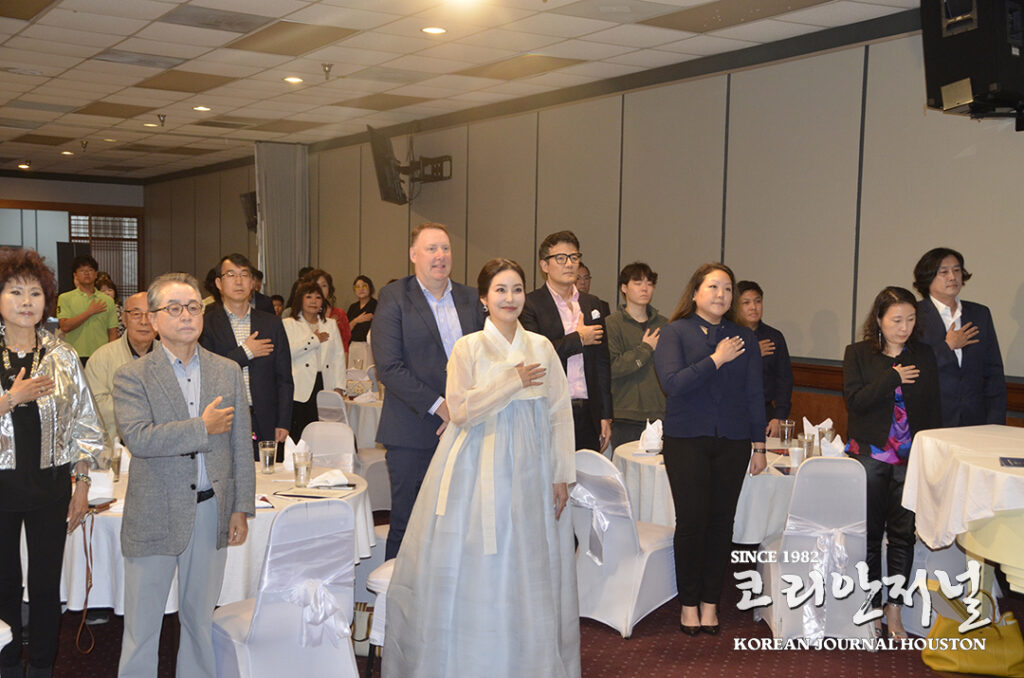 휴스턴 풍운회, 창립 1주년 기념행사로 한인사회 화합과 미래 다져 2 2 1 3휴스턴 풍운회 창립 1주년 기념행사로 한인사회 화합과 미래 다져