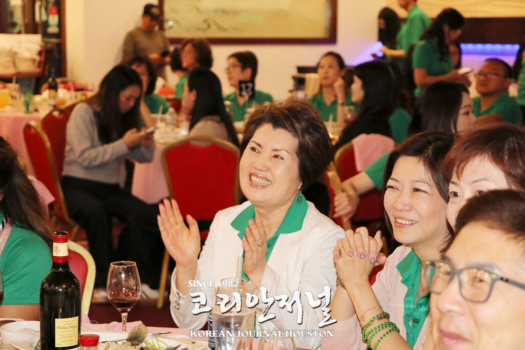 아메리칸 제일은행, 창립 27주년 기념 행사 열려 4 6 1 4아메리칸 제일은행 창립 27주년 기념 행사 열려