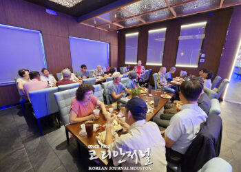 “아버지의 날” 맞아 샌안토니오 상록노인회, 따뜻한 식사 모임으로 소통의 장 열어