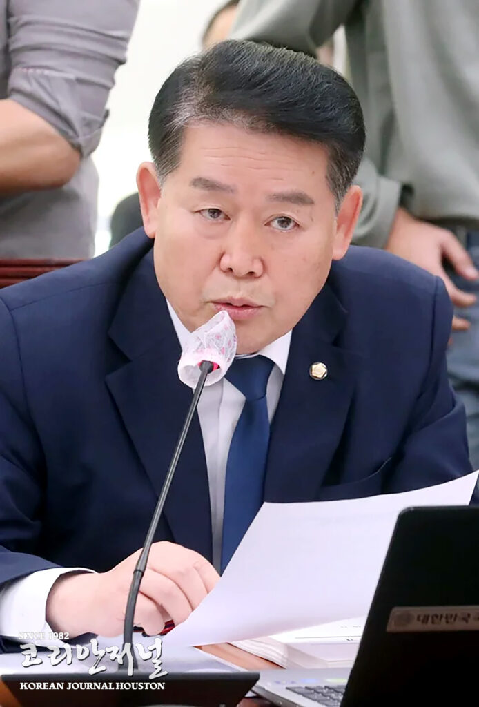 2 1 제3대 재외동포청장에 김경협 임명