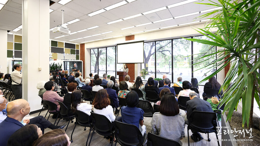 베일러대학, 갈보리 이용봉 원로목사 사역자료 영구 보존 1 4 1 1베일러대학 갈보리 이용봉 원로목사 사역자료 영구 보존 2