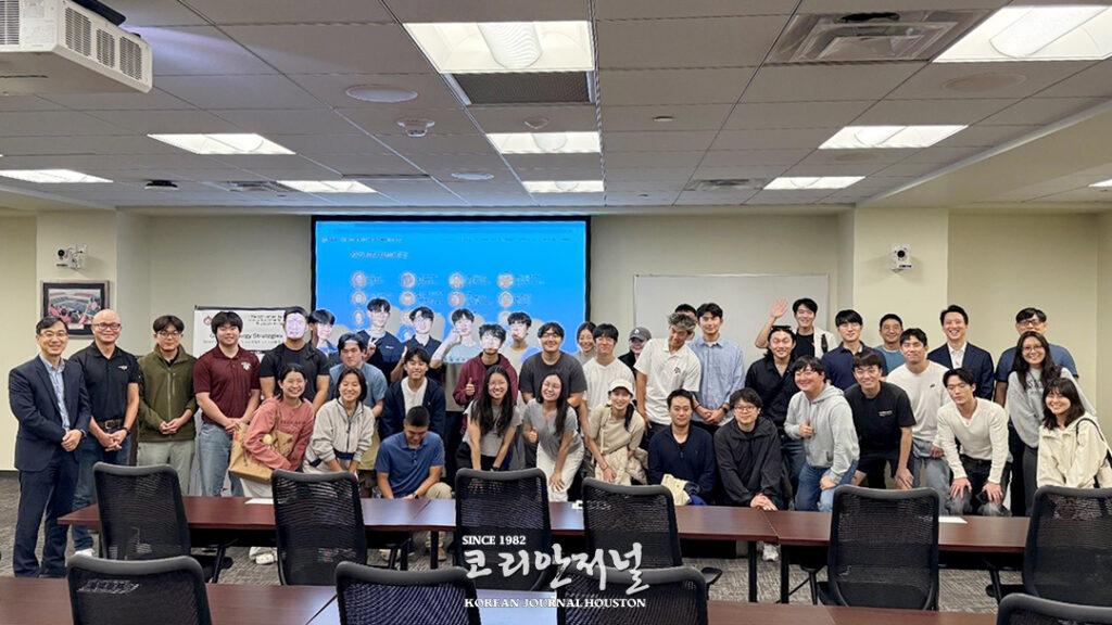 KOEA, 텍사스 A&M 방문해 학생들과 소통 1 4 2 KOEA 텍사스 AM 방문해 학생들과 소통