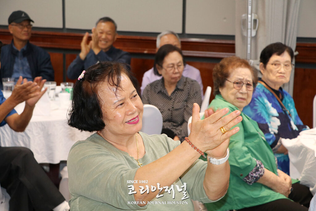 AKUS 창립 2주년 초청 강연회 250여 명 몰려 6 5 1 AKUS 창립 2주년 초청 강연회 250여 명 몰려 6