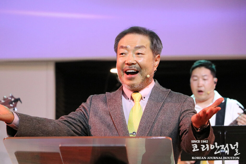 시온교회, 새 성전 입당 기념 ‘감사예배 및 작은음악회’ 성료 2 4 1 시온교회 새 성전 입당 기념 ‘감사예배 및 작은음악회 성료 2